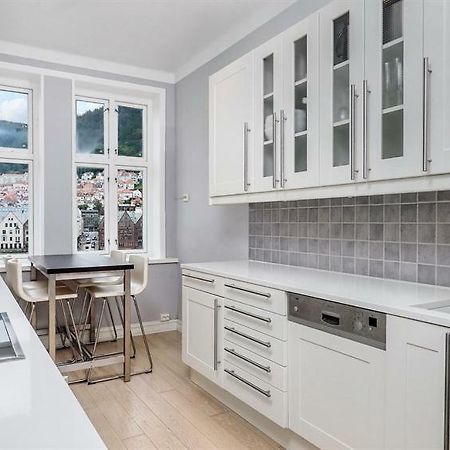 Apartment With Beautiful View To Bryggen Bergen Extérieur photo